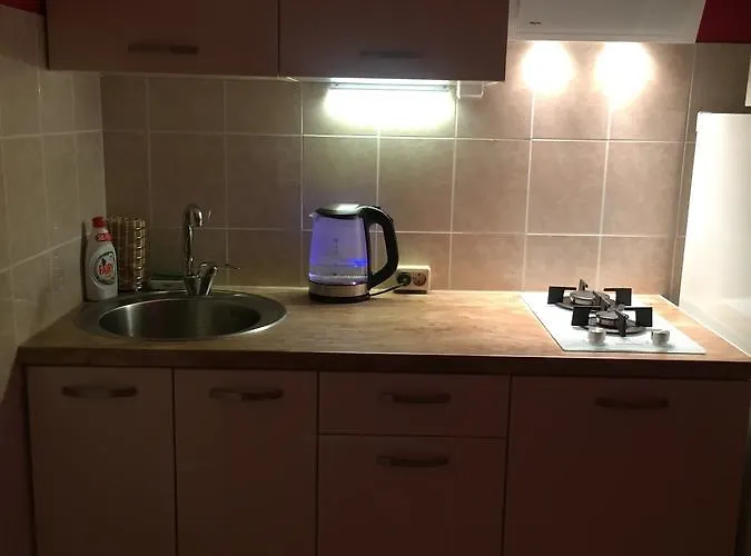 Apartment Cat Garden Domina